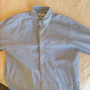 Southern Tide classic fit button down size M